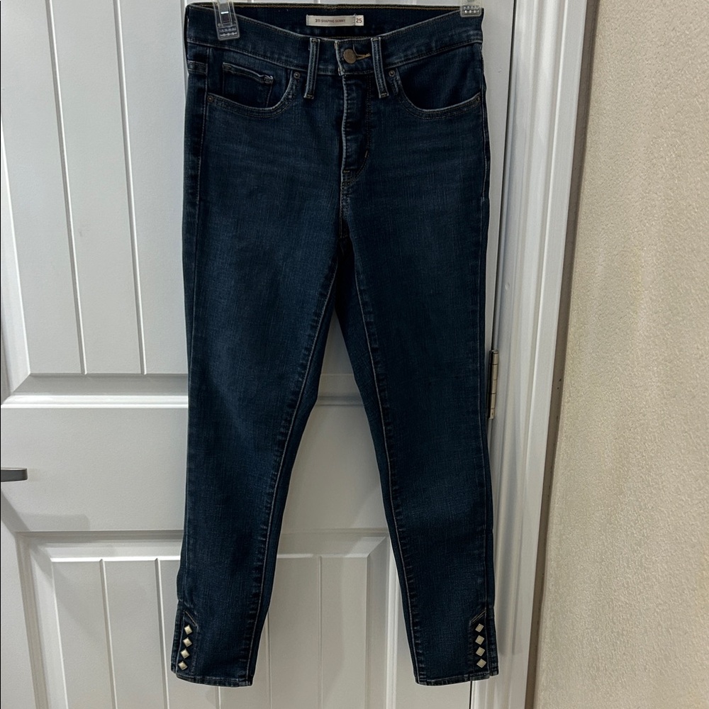 Levi's Women's Deep Indigo Skinny Jeans